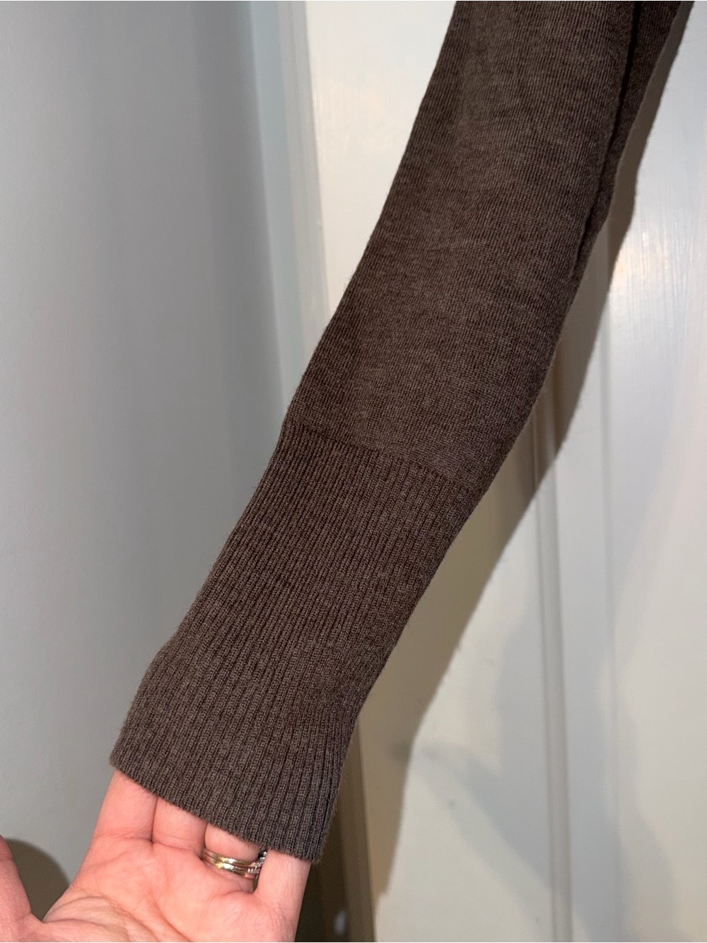 Banana Republic Brown extra fine Italian merino Button-Front cardigan sweater XS - Picture 5 of 12